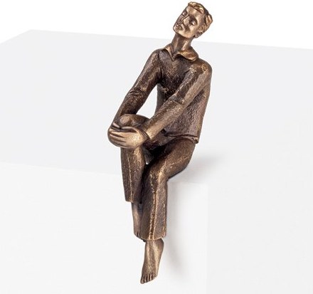 [ST-SK-85016] Bronzová sediacka postava na náhrobok, 13×4×7 cm