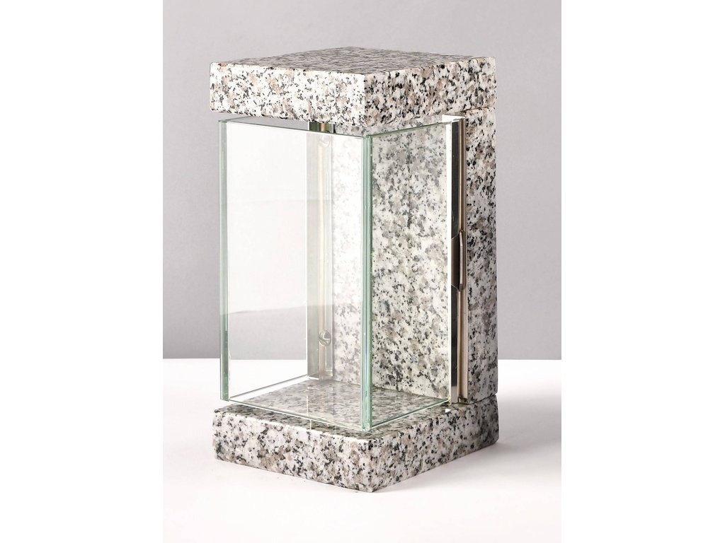 Granitová cintorínskna lampa L83