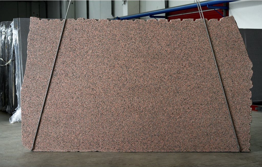 BALMORAL RED