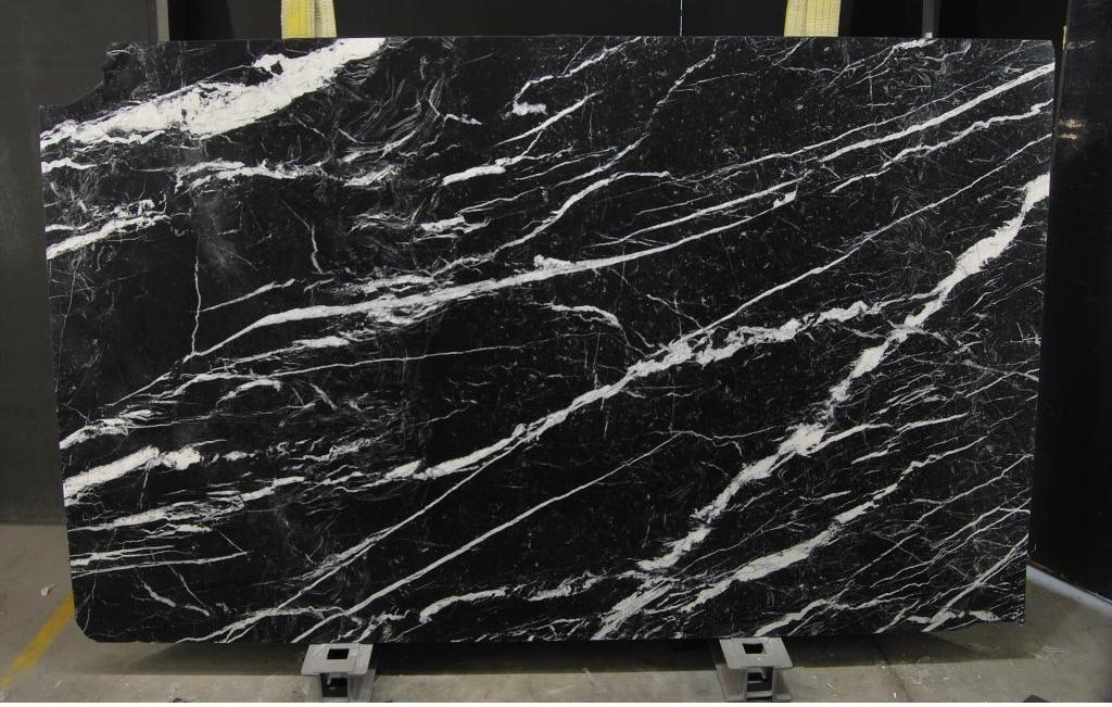 NERO MARQUINA