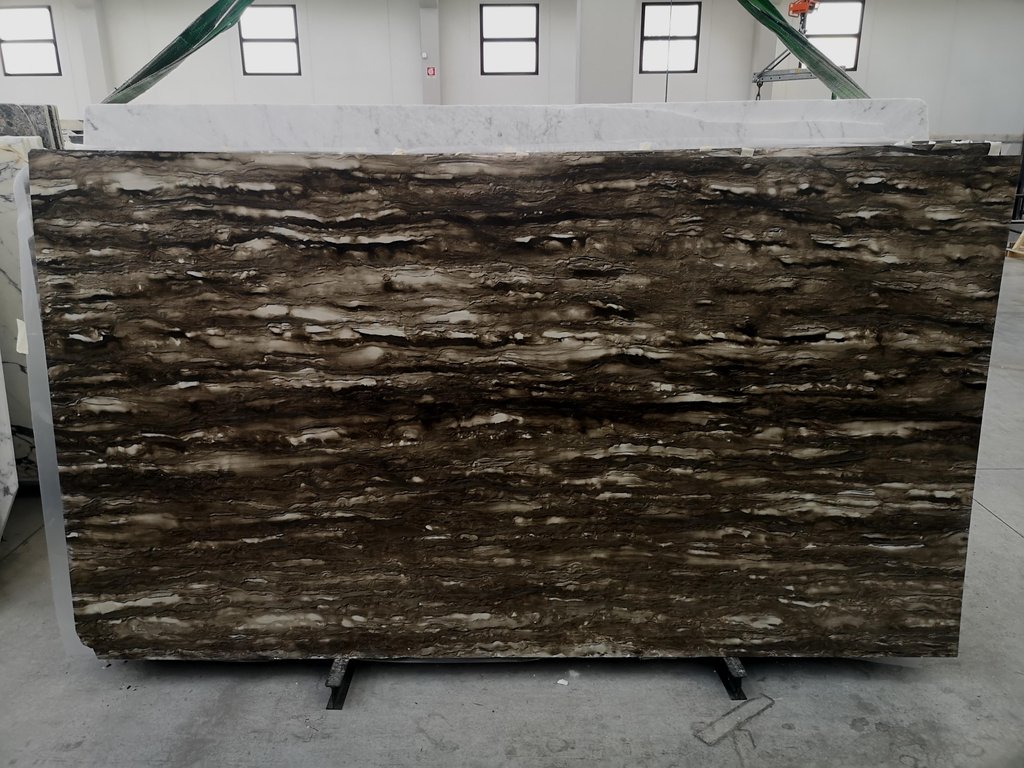 ZARTES BRAUN