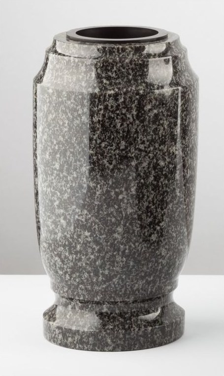 Žulová Váza V55