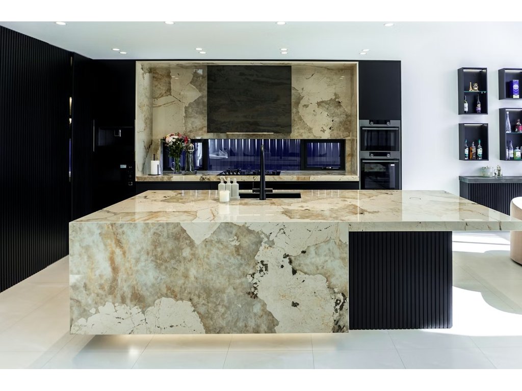 Dekton Khalo